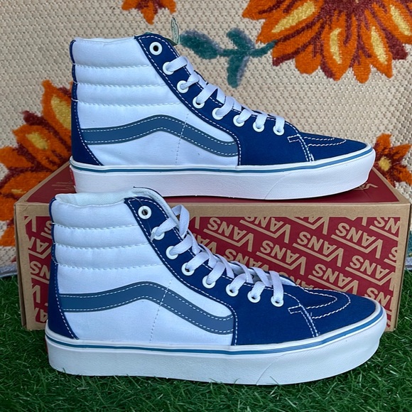 Vans Comfycush Sk8-Hi Tri-Tone True Blue/Moon Men’s sneakers - Picture 3 of 16